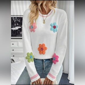 NWOT-Floral Embellished Sweater w/Metallic Thread Center